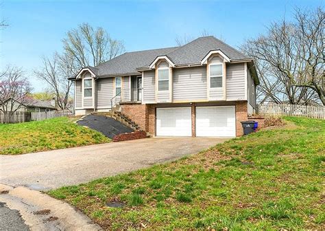 11720 S Pine St, Olathe, KS 66061 is currently not for sale. . Olathe zillow